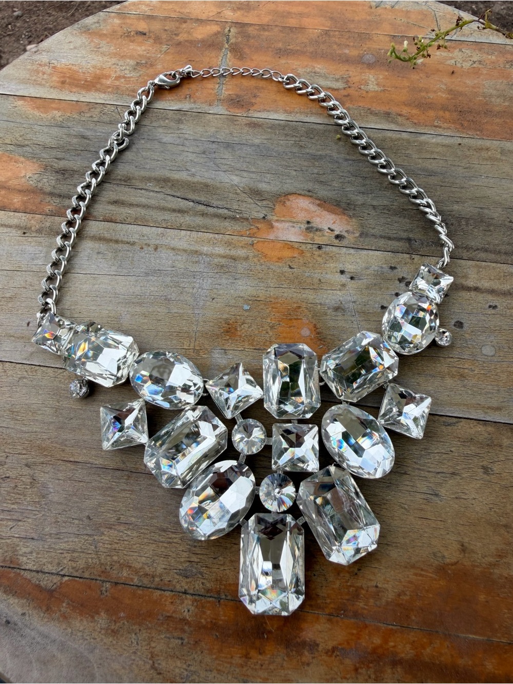 Oversized Clear Crystal Statement Necklace | Chunky Rhinestone Bib Necklace - Picture 3 of 6